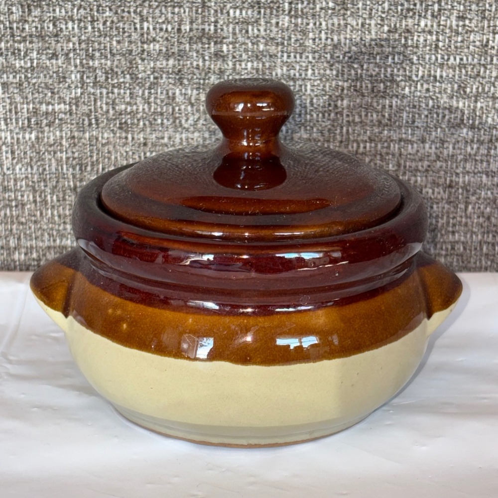 Vintage Two Tone Brown Tan Stoneware Bean Pot with Lid Ovenproof Taiwan Crock 5"